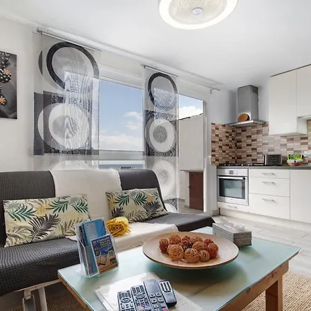 Torre 3 Apartment *